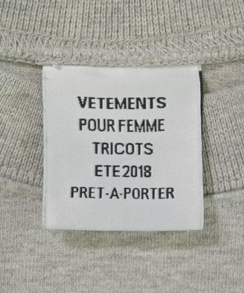 VETEMENTS T恤/上衣