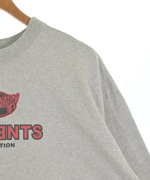 VETEMENTS T恤/上衣