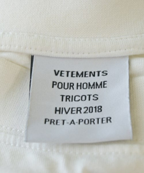 VETEMENTS T恤/上衣