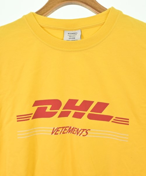 VETEMENTS T恤/上衣