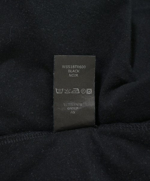 VETEMENTS T恤/上衣