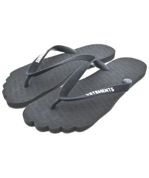 VETEMENTS 涼鞋