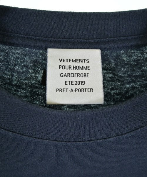 VETEMENTS T恤/上衣