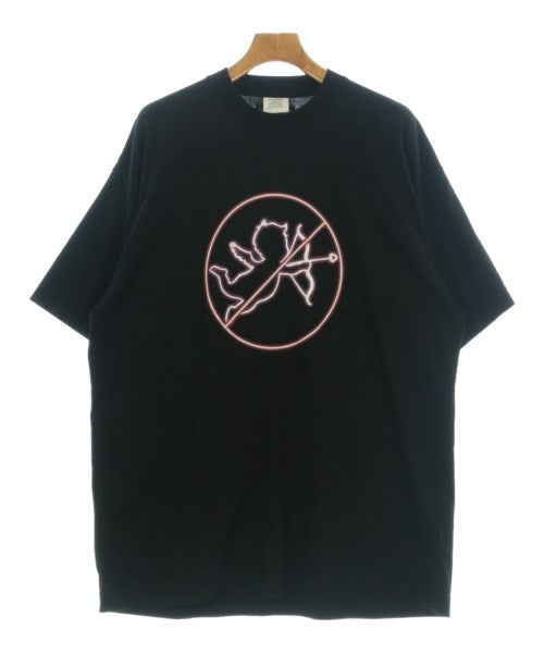VETEMENTS T恤/上衣