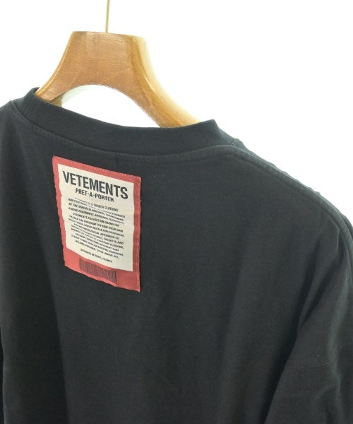 VETEMENTS T恤/上衣