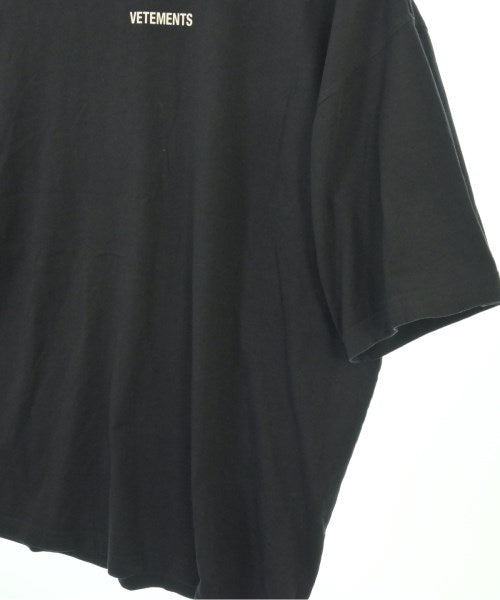 VETEMENTS T恤/上衣