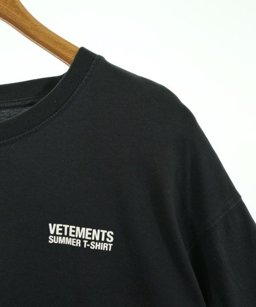 VETEMENTS T恤/上衣