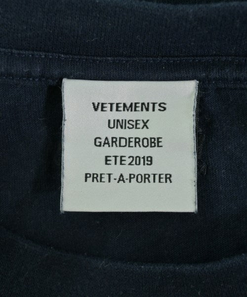 VETEMENTS T恤/上衣