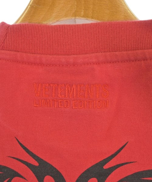 VETEMENTS T恤/上衣