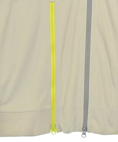 adidas by Stella McCartney T恤/上衣