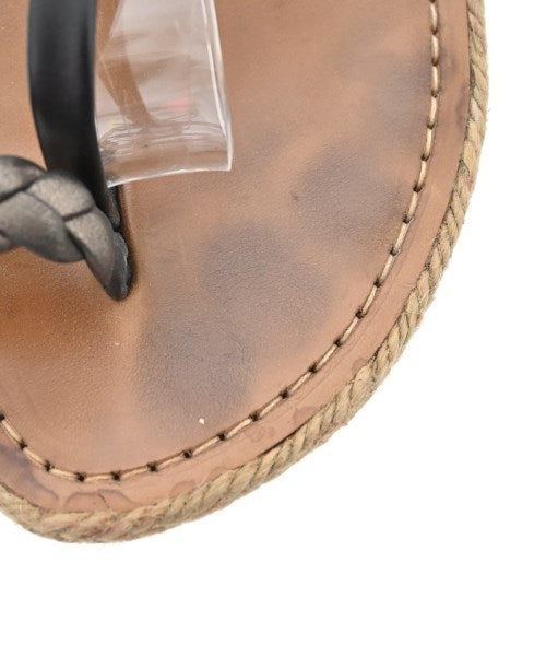 Christian Louboutin 涼鞋