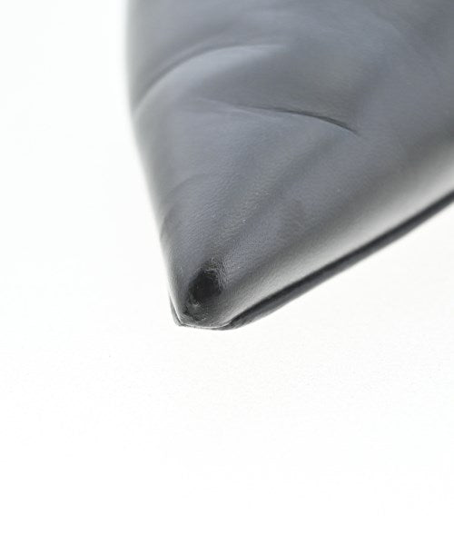 Christian Louboutin 高跟鞋