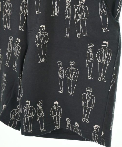 MOSCHINO 短褲