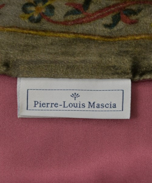 Pierre-Louis Mascia 披肩