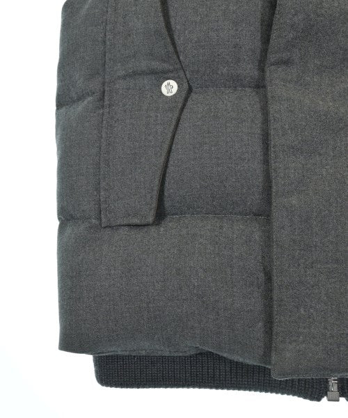 MONCLER GAMME BLEU 羽絨夾克/背心