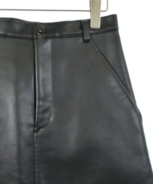 BLACK COMME des GARCONS 膝上裙