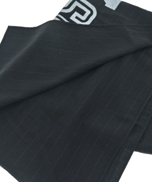 BLACK COMME des GARCONS 披肩