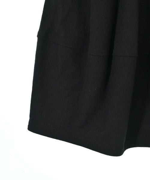 BLACK COMME des GARCONS 膝上裙