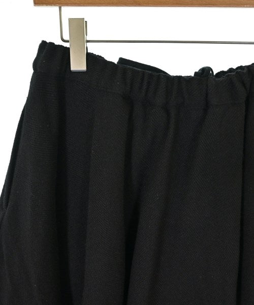 BLACK COMME des GARCONS 膝上裙