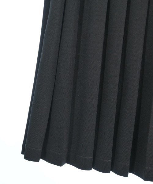 BLACK COMME des GARCONS 膝上裙