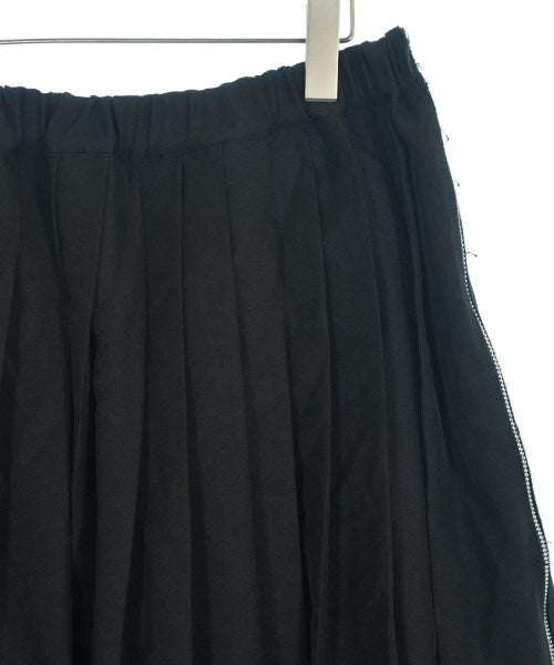BLACK COMME des GARCONS 膝上裙