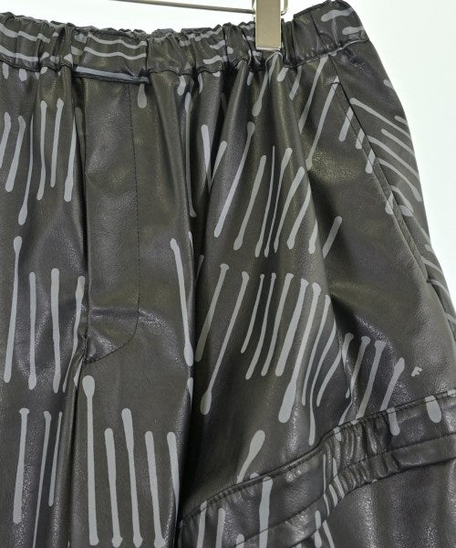 BLACK COMME des GARCONS 剪裁褲