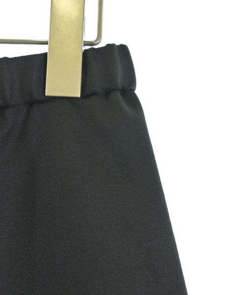 BLACK COMME des GARCONS 膝上裙