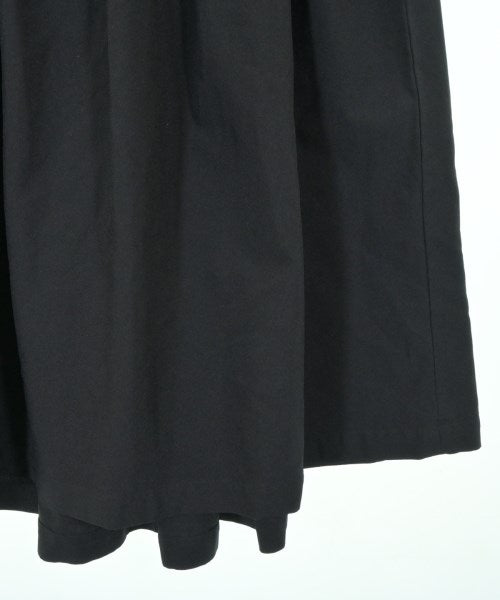BLACK COMME des GARCONS 膝上裙