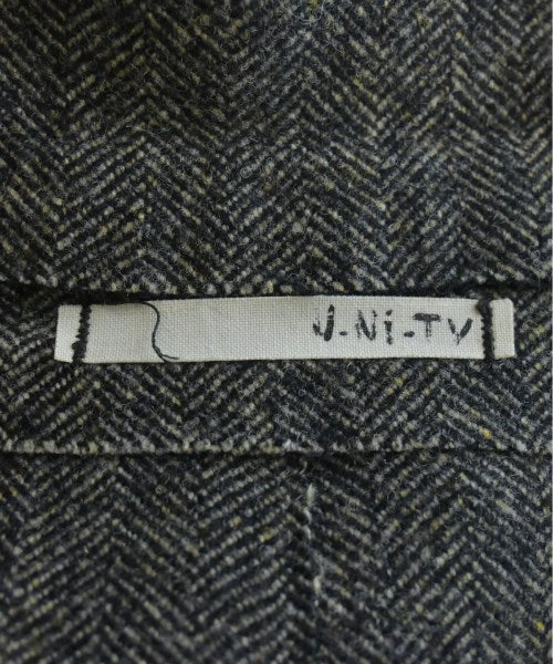 u-ni-ty 其他大衣