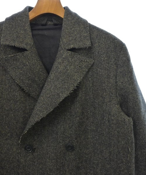 u-ni-ty 其他大衣