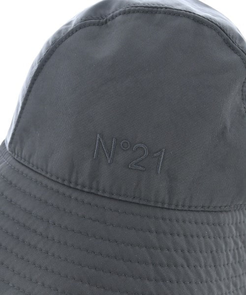 Nﾟ 21 帽子