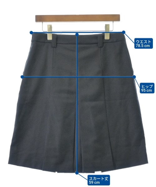 Miu Miu 膝上裙