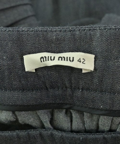Miu Miu 膝上裙