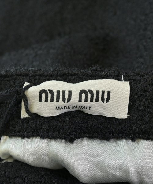 Miu Miu 膝上裙