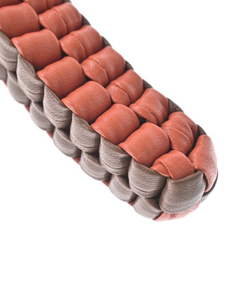 Miu Miu 鑰匙盒/鑰匙圈