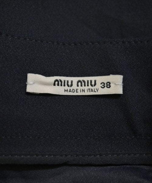 Miu Miu 膝上裙