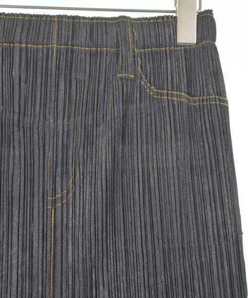 PLEATS PLEASE 膝上裙