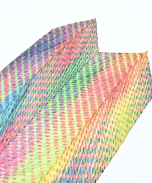 PLEATS PLEASE 披肩