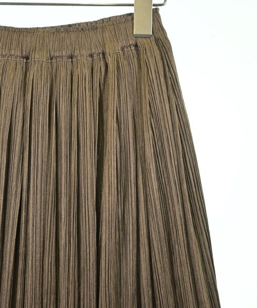 PLEATS PLEASE 膝上裙