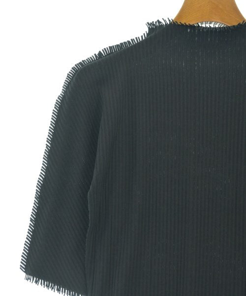 PLEATS PLEASE T恤/上衣