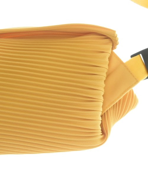 PLEATS PLEASE 肩背包