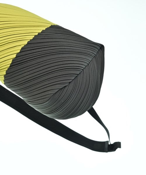 PLEATS PLEASE 肩背包