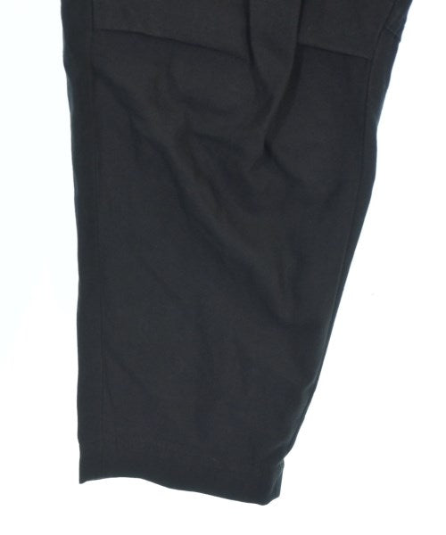 ISSEY MIYAKE MEN 剪裁褲