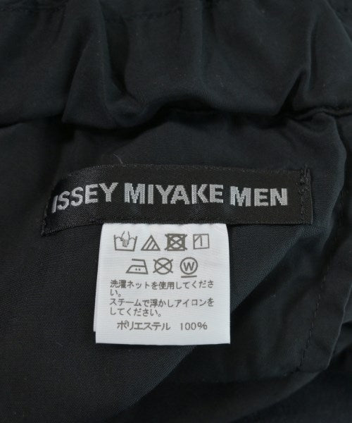 ISSEY MIYAKE MEN 剪裁褲