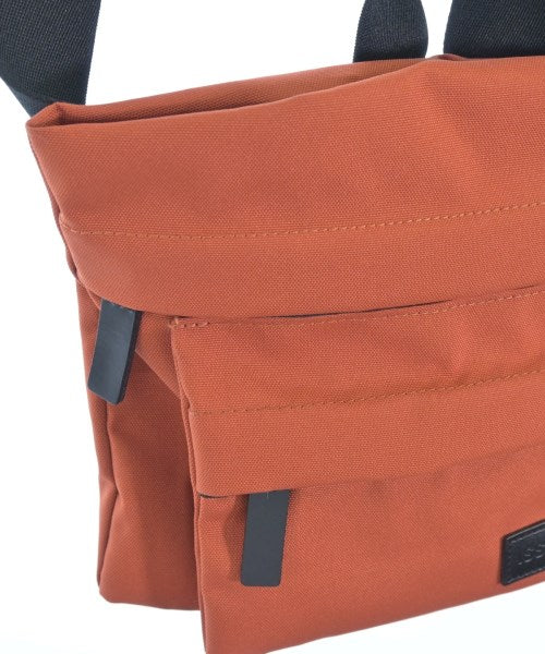 ISSEY MIYAKE MEN 肩背包