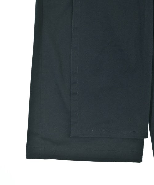 CHALAYAN 剪裁褲