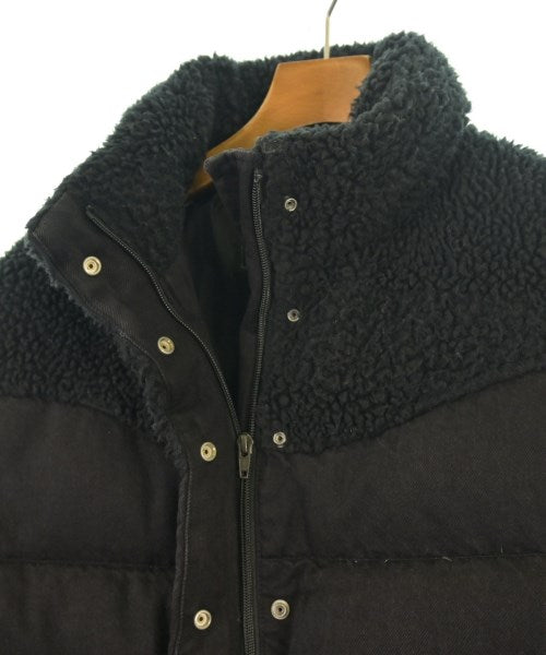 LEVI'S 羽絨夾克/背心