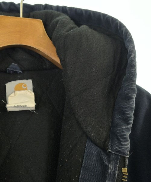 Carhartt 羽絨夾克/背心