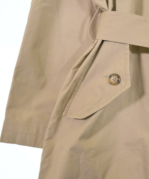 BARACUTA 支撐領外套