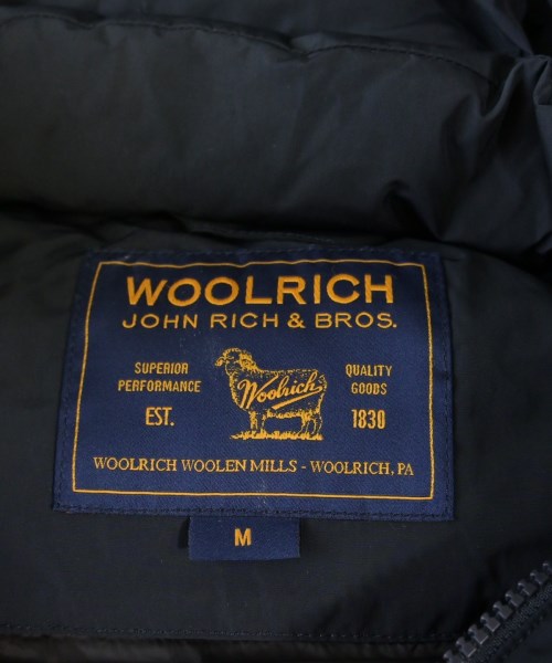 WOOLRICH 羽絨夾克/背心